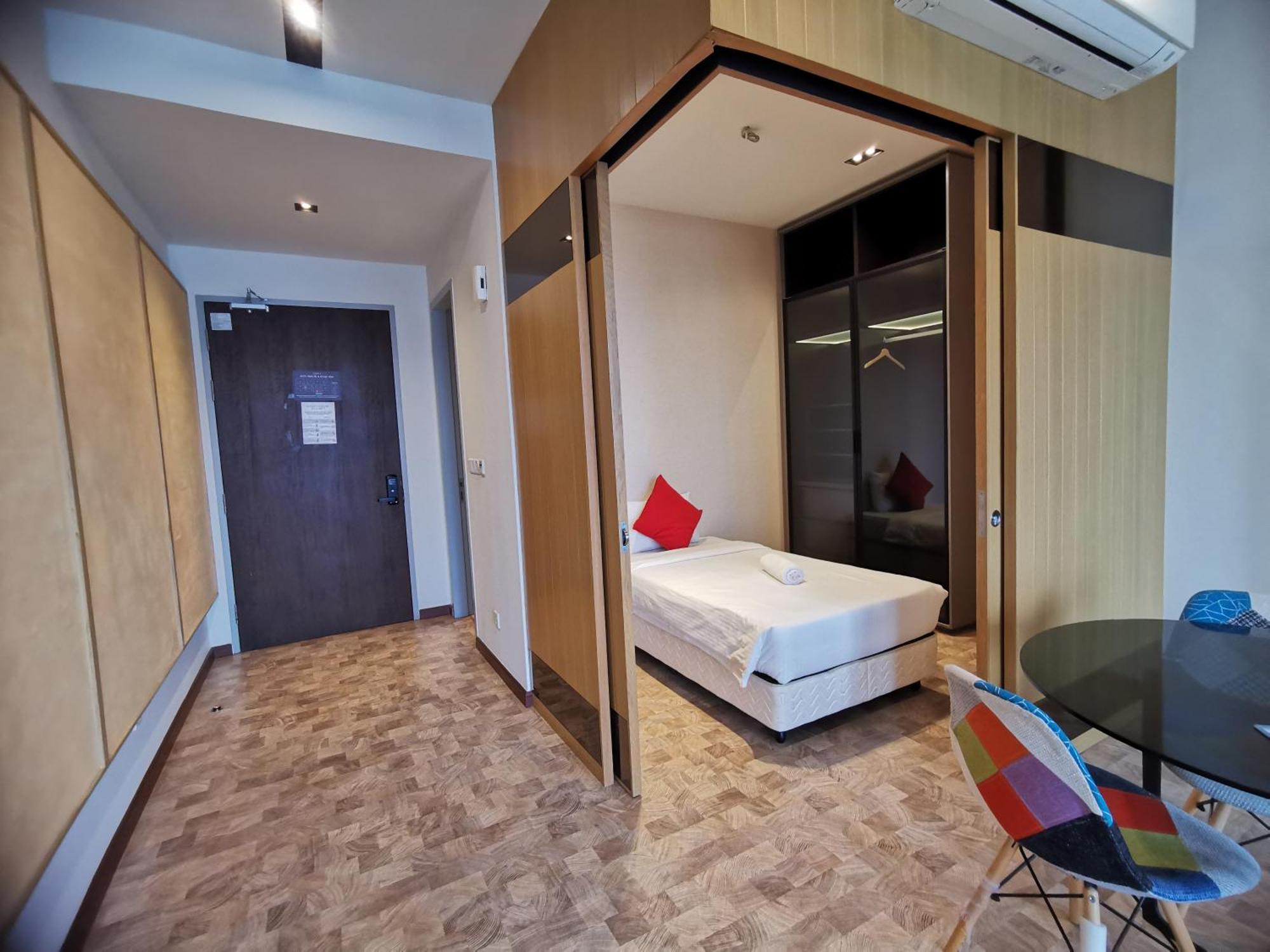 Expressionz Professional Suites By Aurora Summer Suites 쿠알라룸푸르 객실 사진