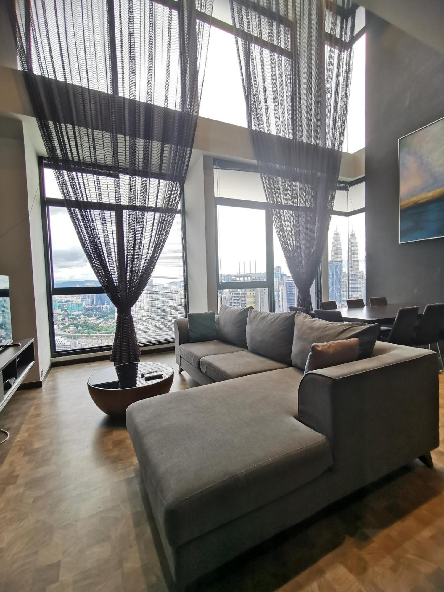 Expressionz Professional Suites By Aurora Summer Suites 쿠알라룸푸르 객실 사진