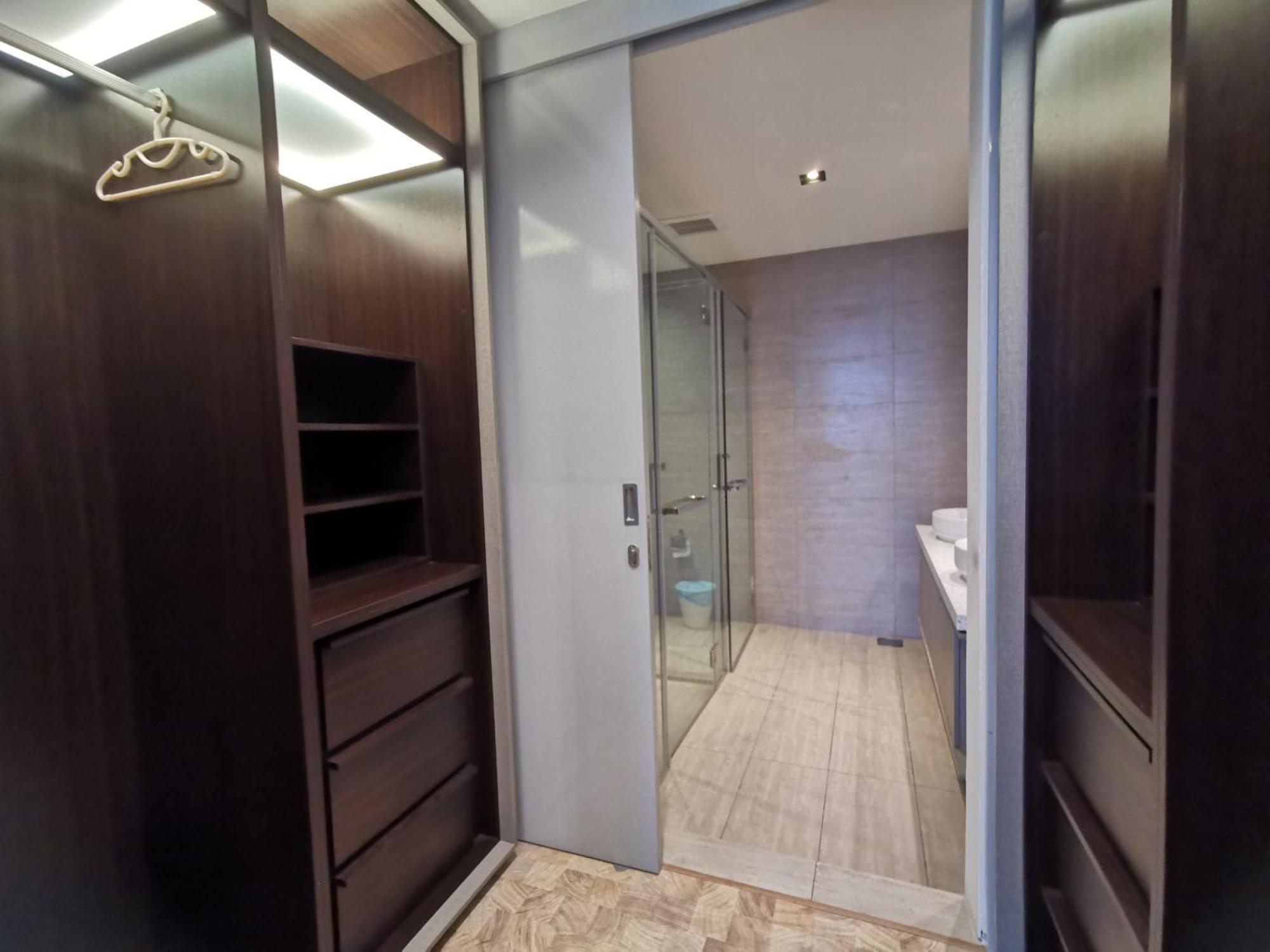 Expressionz Professional Suites By Aurora Summer Suites 쿠알라룸푸르 객실 사진